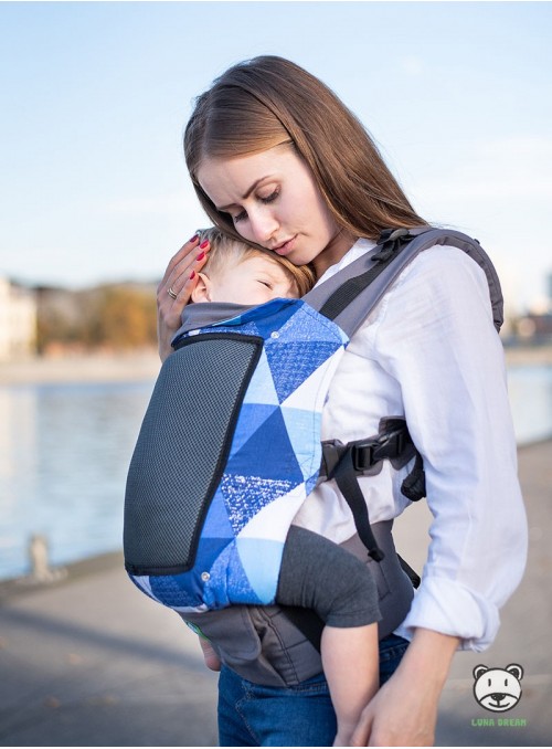 Adjustable Baby Carrier Grow Up Air: Big Ble Triangles