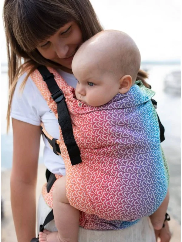 Adjustable Baby Carrier Grow Up Wrap: Little Hearts Rainbow Luna